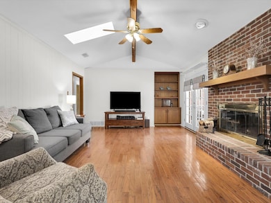 4421 Cartagena Dr, Fort Worth, TX 76133 - photo 7