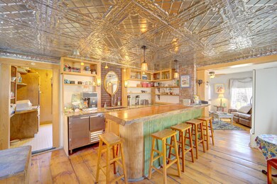 20220502-Guest Kitchen 5