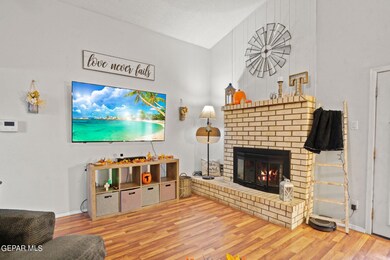 453 Loring Place, Horizon City, TX 79928 - photo 6