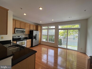 23026 Winged Elm Dr, Clarksburg, MD 20871 - photo 5