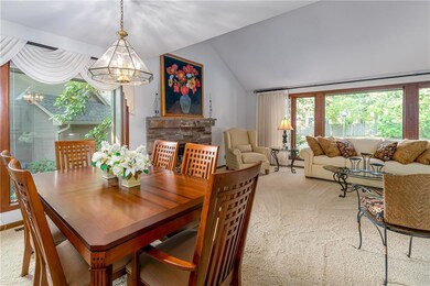 4509 46th St, Des Moines, IA 50310 - photo 4