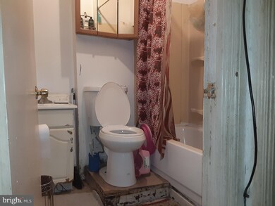 2924 E Madison St, Baltimore, MD 21205 - photo 6