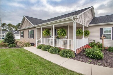 138 Loneheart Ln, Statesville, NC 28625 - photo 4