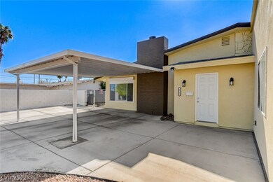 1715 Golden Arrow Dr, Las Vegas, NV 89169 - photo 4