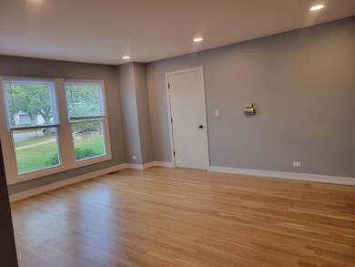 1001 E Callero Cir unit 1, Mount Prospect, IL 60056 - photo 2