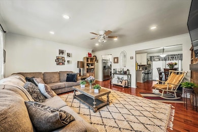 3106 Sycamore Ln, Pocono Summit, PA 18346 - photo 4