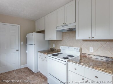 302 Roxie Ave, Fayetteville, NC 28304 - photo 5