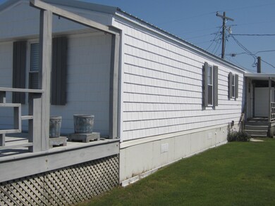 1530 Salter Path Rd unit 21, Atlantic Beach, NC 28512 - photo 4