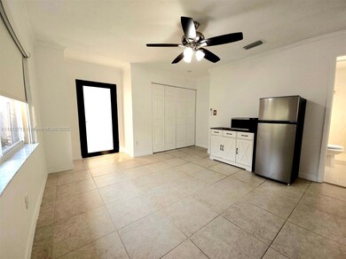 15182 SW 69th St unit 1, Miami, FL 33193 - photo 4