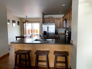 Convenient back yard patio right off kitchen/dinin