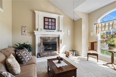 21066 S Skyview Ln, Spring Hill, KS 66083 - photo 6