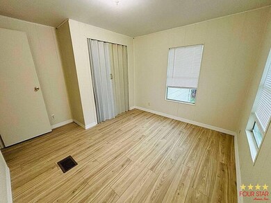 8775 20th St unit 571, Vero Beach, FL 32966 - photo 4