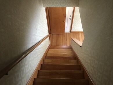 162 Hildreth St, Lowell, MA 01850 - photo 6