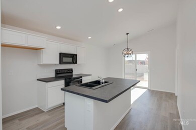 18308 N Fire Ice Ave, Nampa, ID 83687 - photo 5