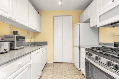 The Gotham unit W7H, New York, NY 10128 - photo 4