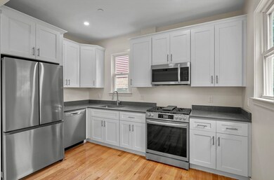 25 Brinsley St unit 3, Dorchester, MA 02121 - photo 3