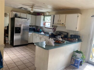 151 Rocco Ave, Pawtucket, RI 02860 - photo 5