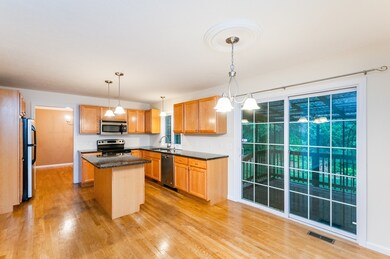 47 Stonehedge Rd, Franklin, MA 02038 - photo 2