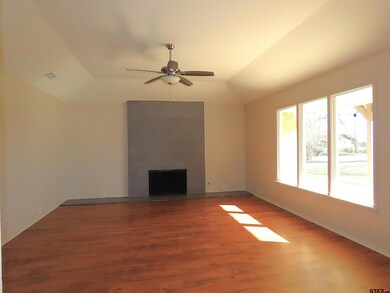 9007 Pleasant Hill Cir, Tyler, TX 75707 - photo 7