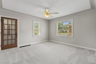 6720 N Lafayette St, Dearborn Heights, MI 48127 - photo 3