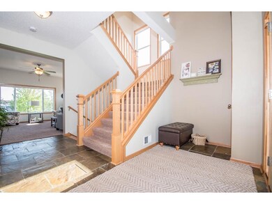 Large front foyer with vaulted ceilings!