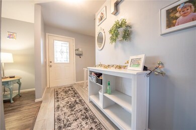 3014 Fairlawn Dr, Columbus, IN 47203 - photo 4