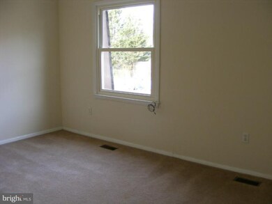 617 W 11th St, Front Royal, VA 22630 - photo 5