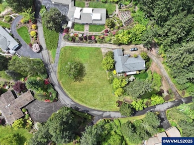 2520 SW Whiteside Dr, Corvallis, OR 97333 - photo 4