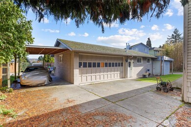 11748 Sand Point Way NE, Seattle, WA 98125 - photo 4