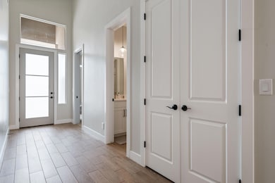 3.Entry Hall