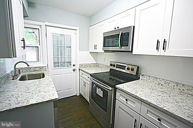 429 Chaplin St SE, Washington, DC 20019 - photo 4