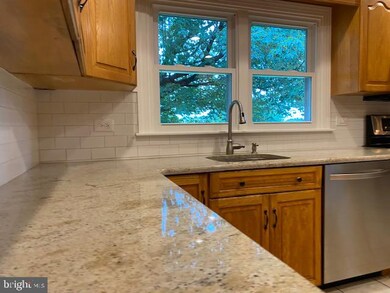 9 S Valley View Rd, Line Lexington, PA 18932 - photo 7