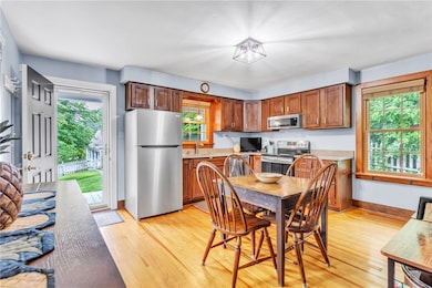 hardwood floors throughout!