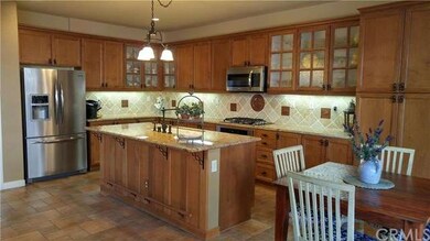 Reverse angle of Gourmet kitchen. Notice the beaut