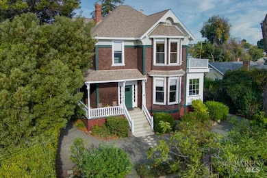 271 W G St, Benicia, CA 94510 - photo 2