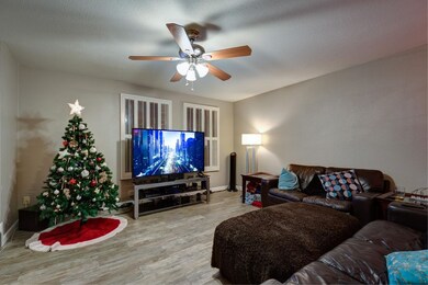 004_Living Room II