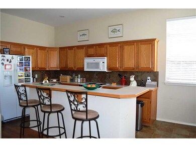 Kitchen. Nice work space here.