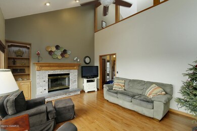 2961 HuntersMeadow-04_TN