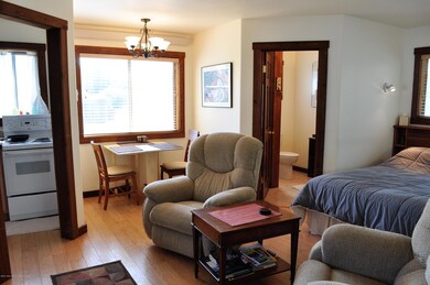 5 Living and Dining