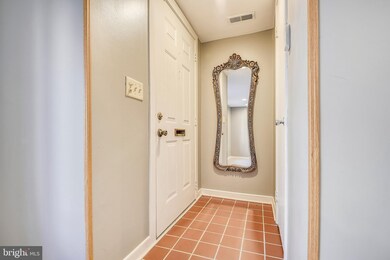 9 W Lee St unit R57, Baltimore, MD 21201 - photo 3