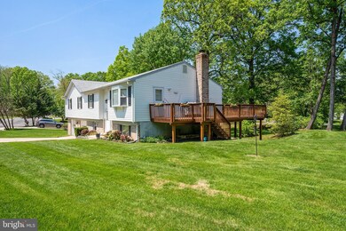 10038 Dubarry St, Glenn Dale, MD 20769 - photo 3