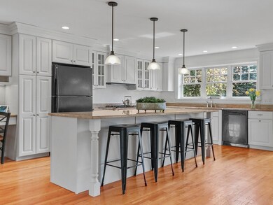 1098 Webster St, Needham, MA 02492 - photo 3