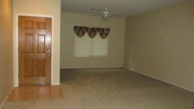 LIVING RM