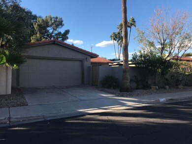 7124 N VIA DE AMIGOS ST