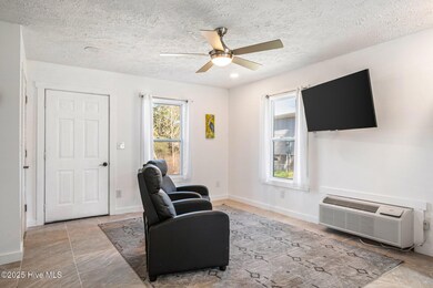 9-web-or-mls-224-sycamore-rd