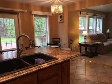 127 Butternut Dr, Schenectady, NY 12309 - photo 6