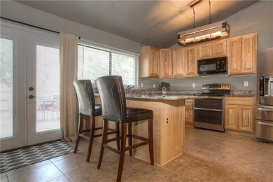 Wow! Great kitchen!