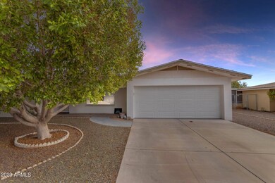 6043 E Ellis St, Mesa, AZ 85205 - photo 2