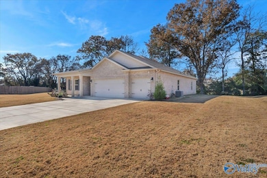 128 Canonbury Dr, New Market, AL 35761 - photo 3