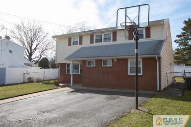 157 Whitman St, Carteret, NJ 07008 - photo 5